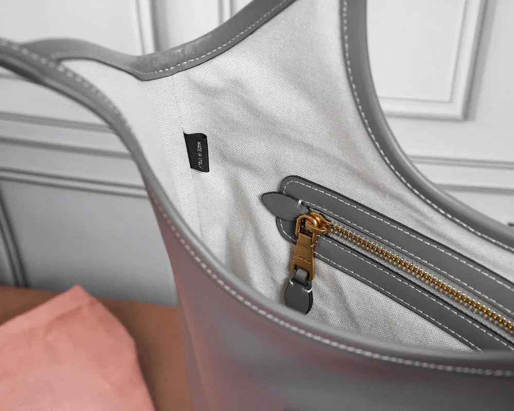 Luxury Bags Miun Miun Luxury Bag --122604 — image 7