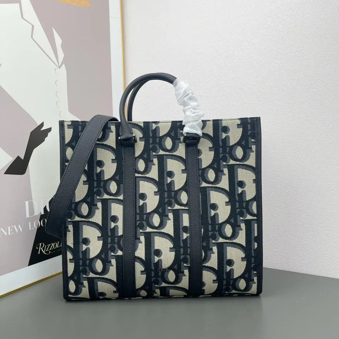 Luxury Bags Elite Carryalls