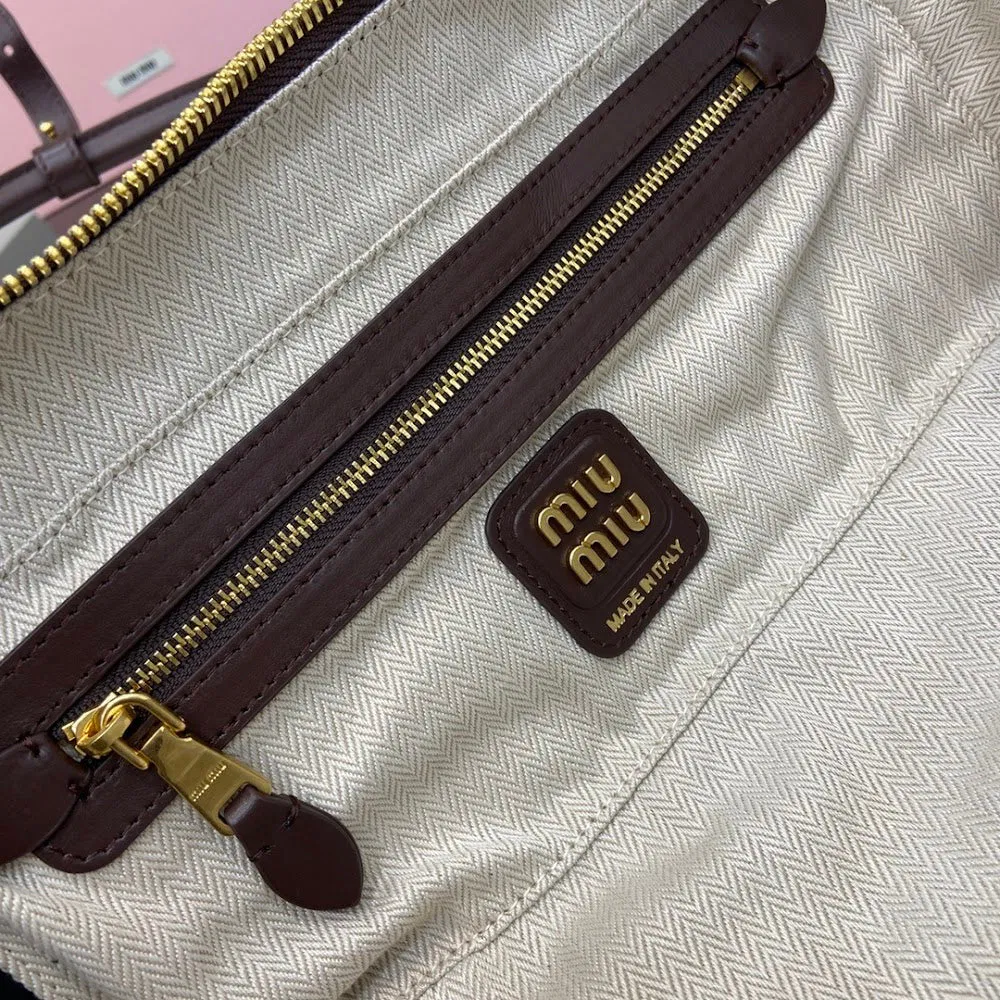 Luxury Bags Miun Miun Luxury Bag --122174 — image 9
