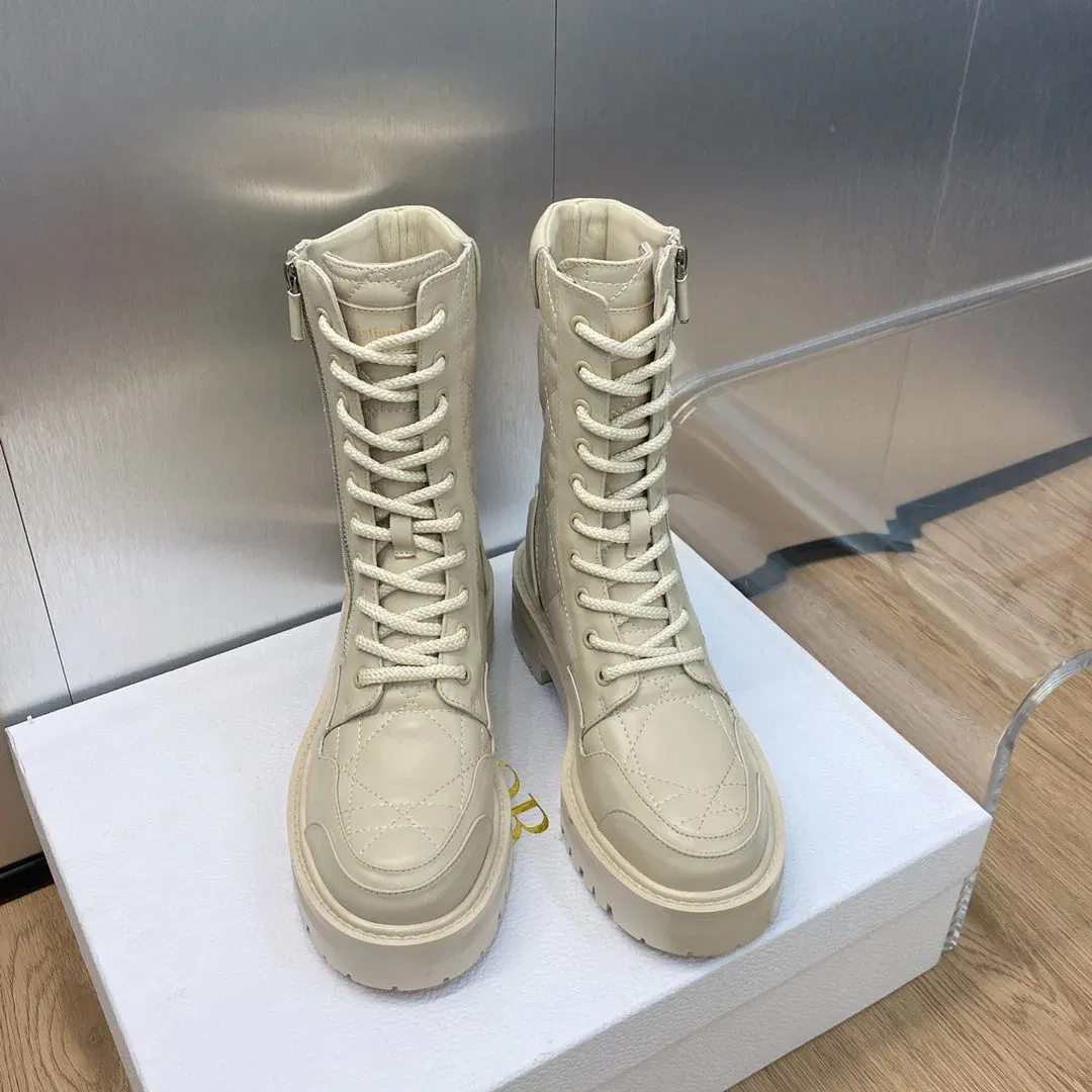 Luxury Bags DD D LEADER ANKLE BOOT BEIGE — image 3