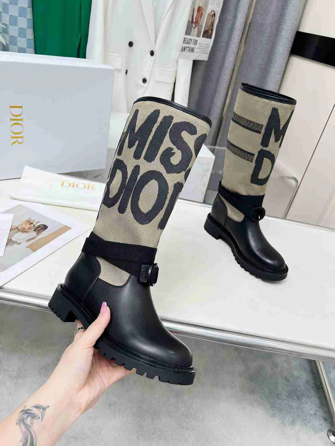 Luxury Bags DD D MAJOR BOOT WITH MISS DD PRINT WARM TAUPE KDI929CMV S44X — image 2
