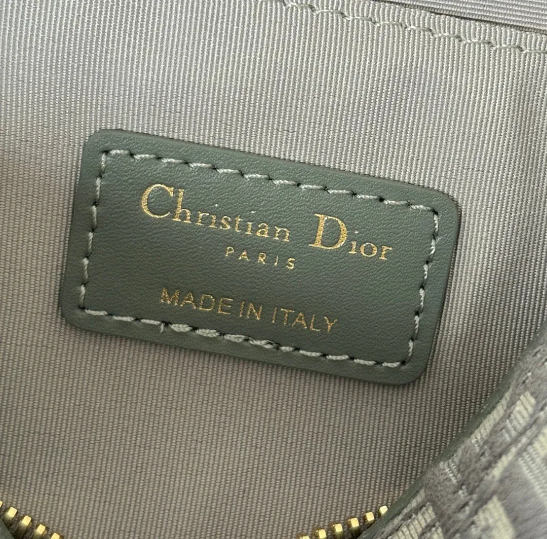 Luxury Bags - Premium Luxury Goods and Accessories - AFFORDABLE LUXURY BAGS - 19089