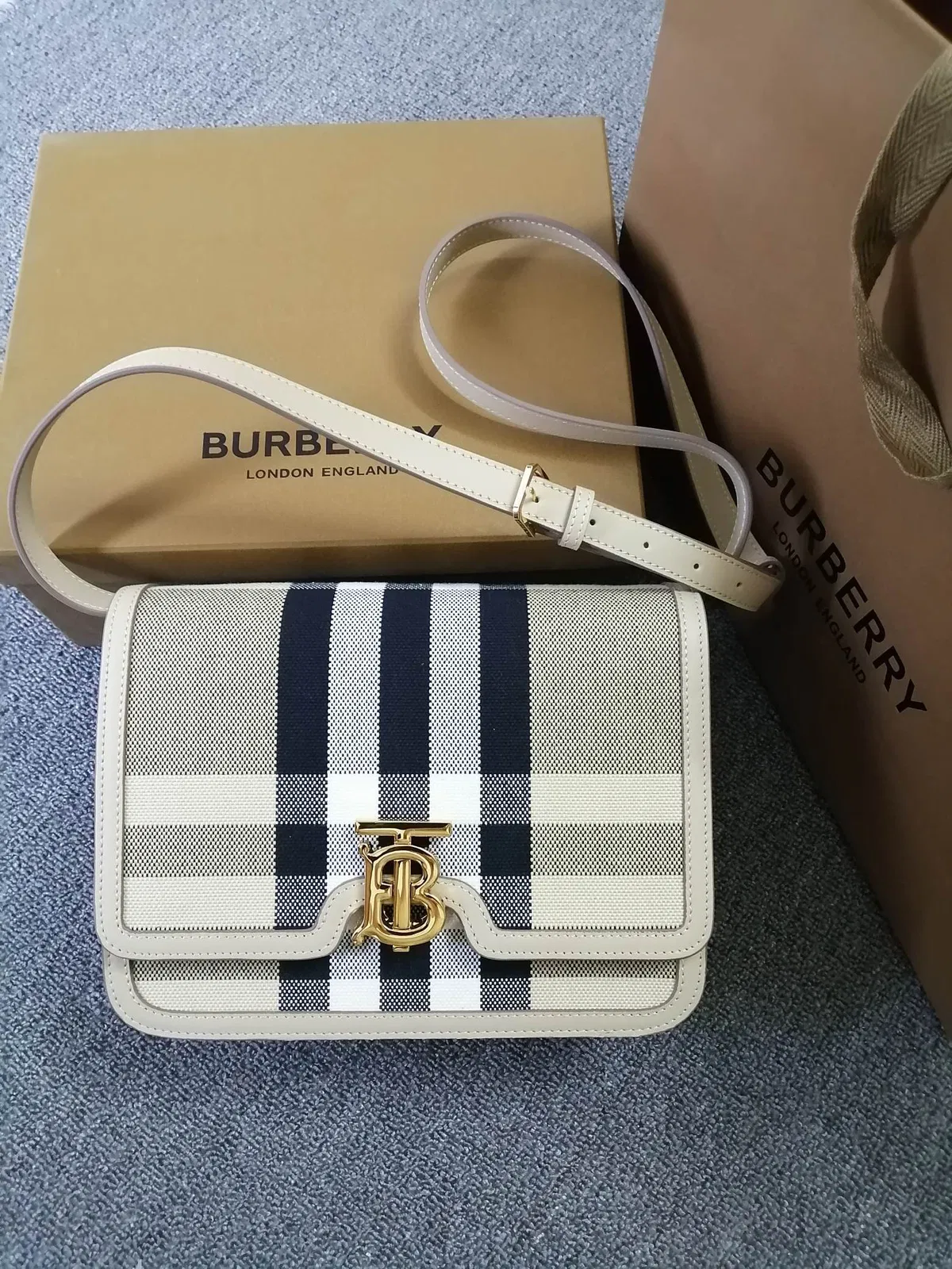 Luxury Bags Bags - Best High-End Brands in One Place - AFFORDABLE LUXURY BAGS - 6061