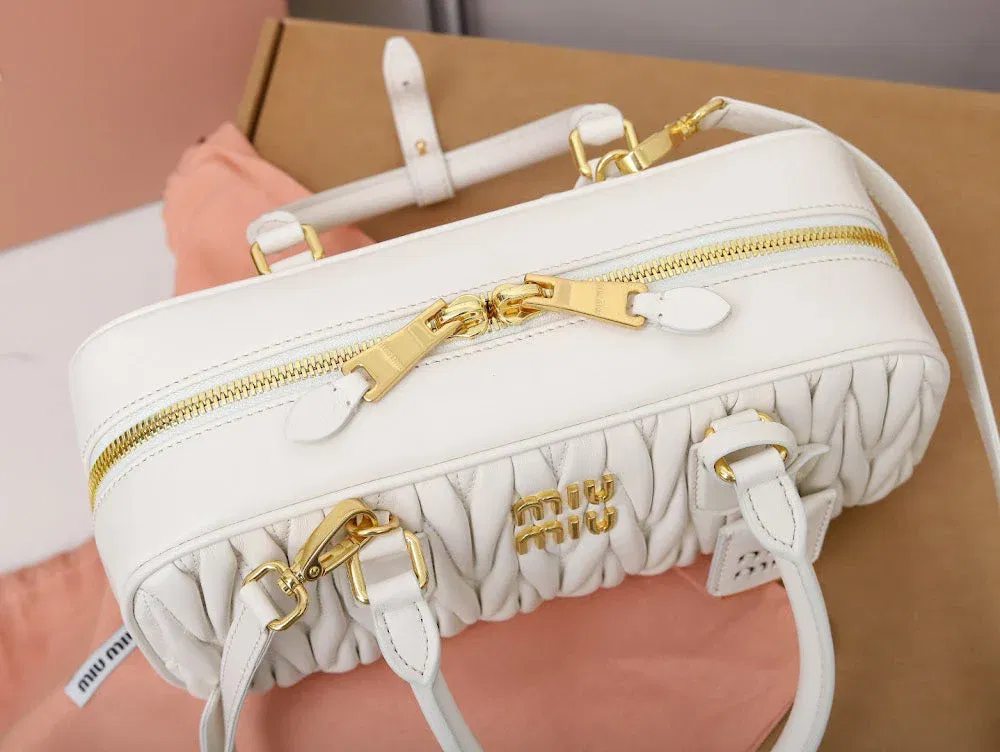 Luxury Bags Miun Miun Luxury Bag --122497 — image 5