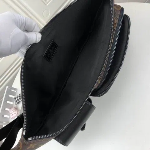 Luxury Bags Elite Carryalls — image 5