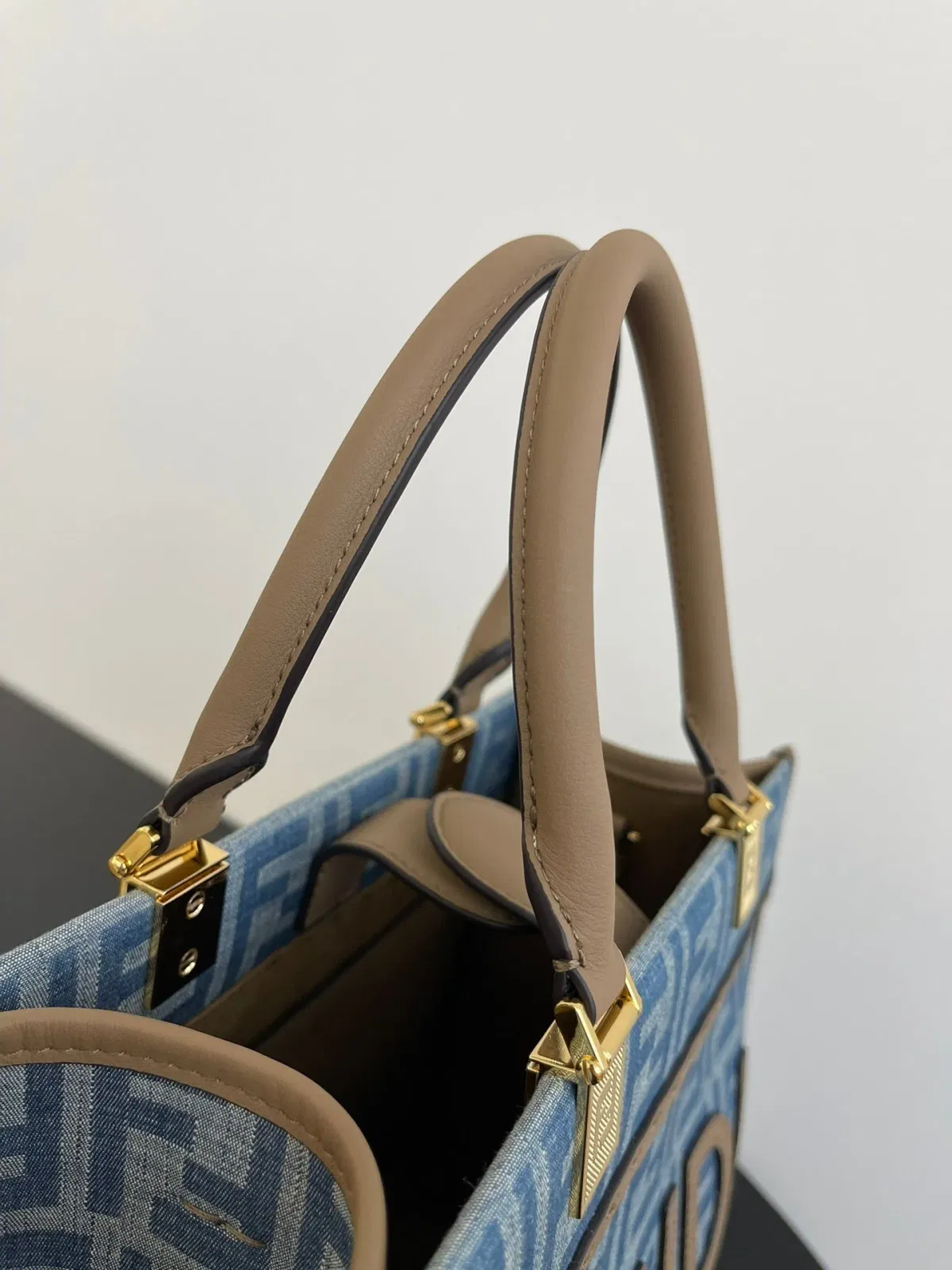Luxury Bags - High-Quality Designer Products for You - AFFORDABLE LUXURY BAGS - 19138 — image 4