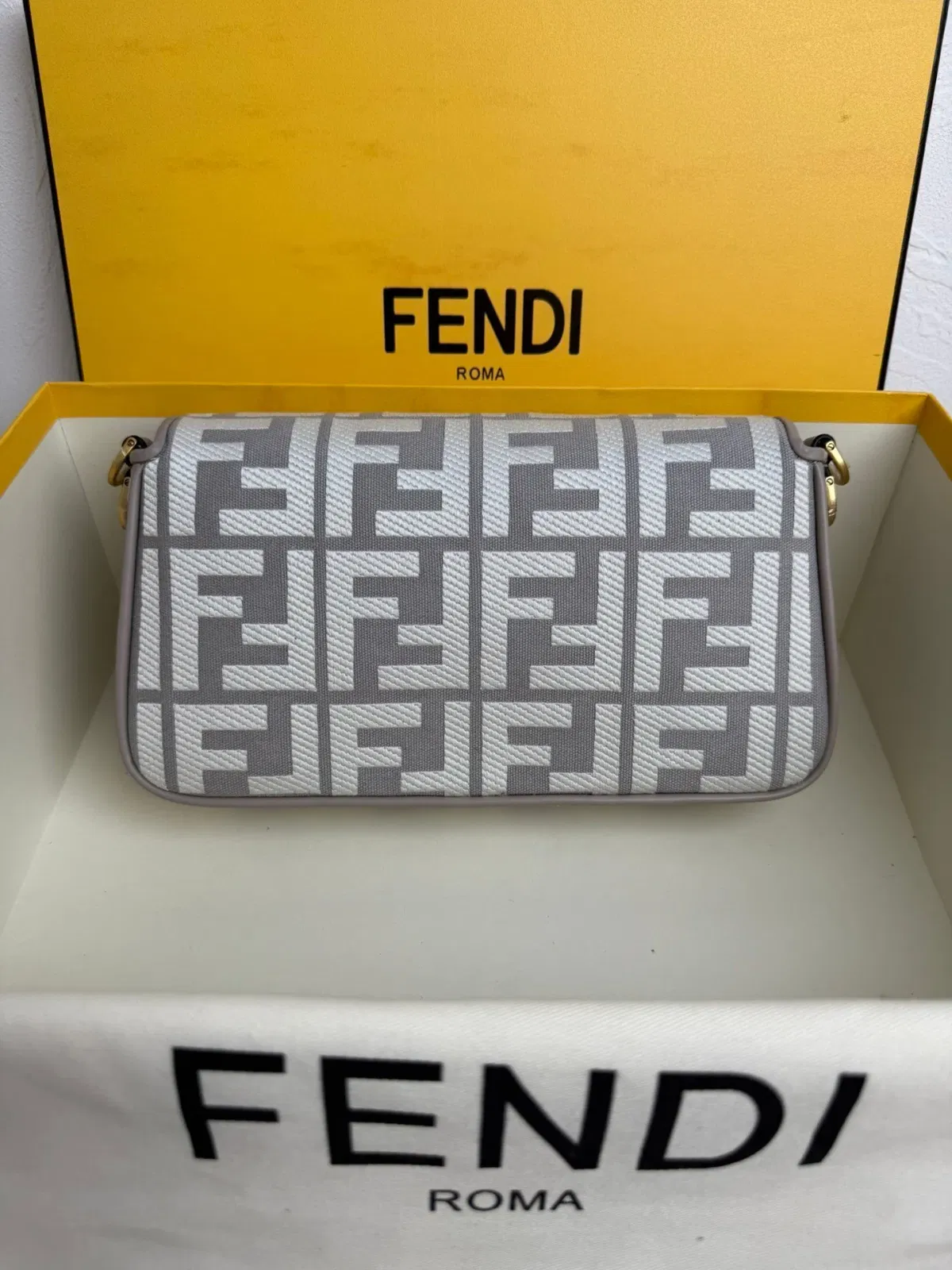 Luxury Bags - High-Quality Designer Products for You - AFFORDABLE LUXURY BAGS - 19098 — image 2