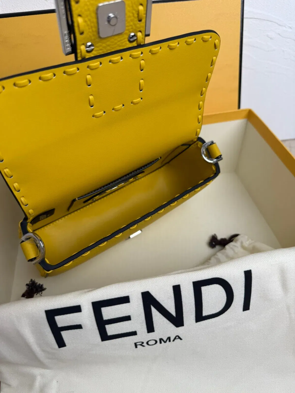 Luxury Bags - Premium Luxury Goods and Accessories - AFFORDABLE LUXURY BAGS - 19109 — image 7
