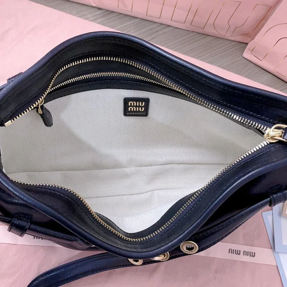 Luxury Bags Miun Miun Luxury Bag --122400 — image 8