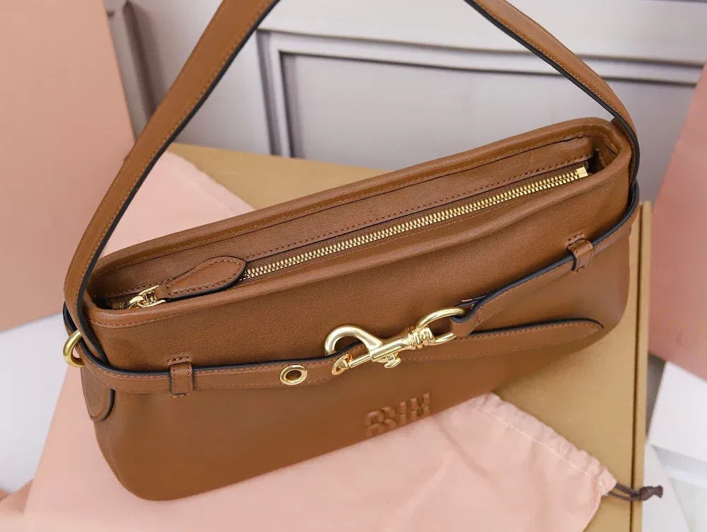 Luxury Bags Miun Miun Luxury Bag --122514 — image 5