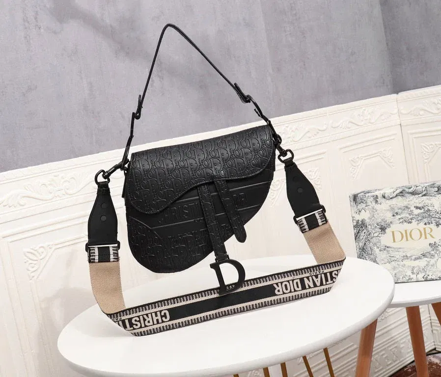 Luxury Bags DIR SADDLE BLACK OBLIQUE EMBOSSED 25CM — image 2