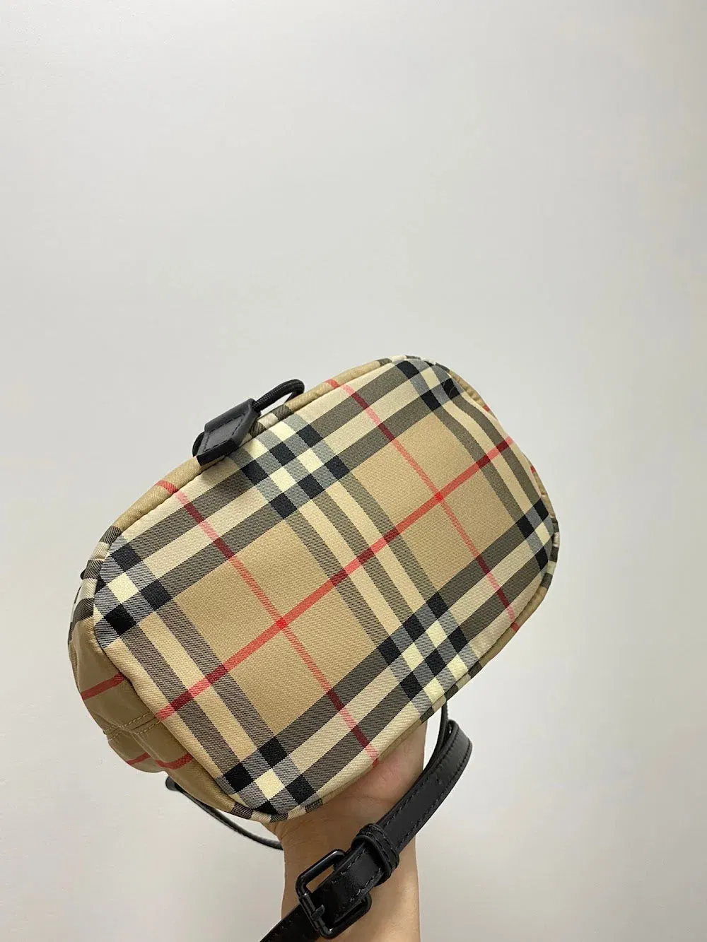 new-designer-premium-bags-nm21054 — image 8