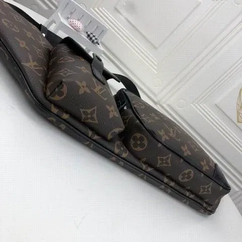 Luxury Bags Elite Carryalls — image 3