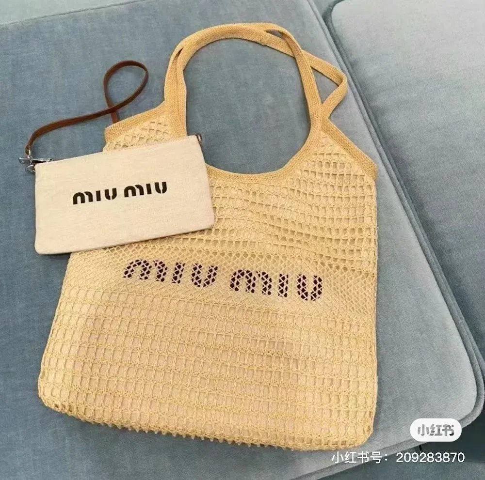 Luxury Bags Miun Miun Luxury Bag --122613 — image 4