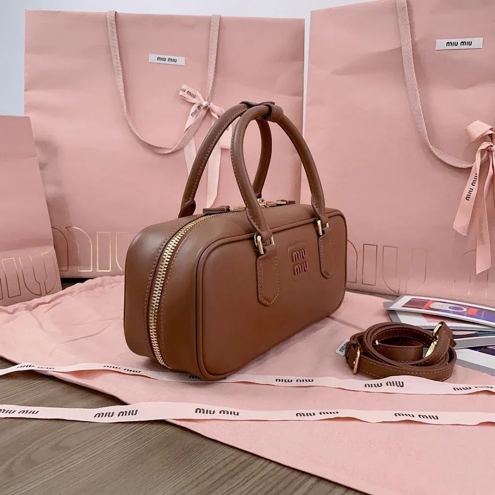 Luxury Bags Miun Miun Luxury Bag --122302 — image 2