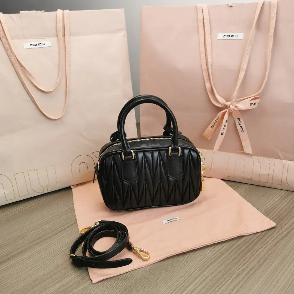 Luxury Bags Miun Miun Luxury Bag --122311 — image 2