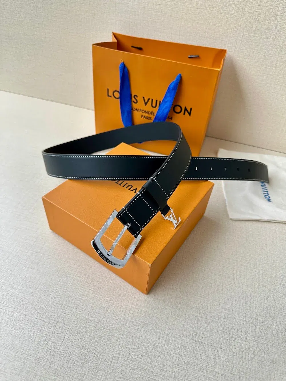 Luxury Bags ln Luxury Belt --100409 — image 5