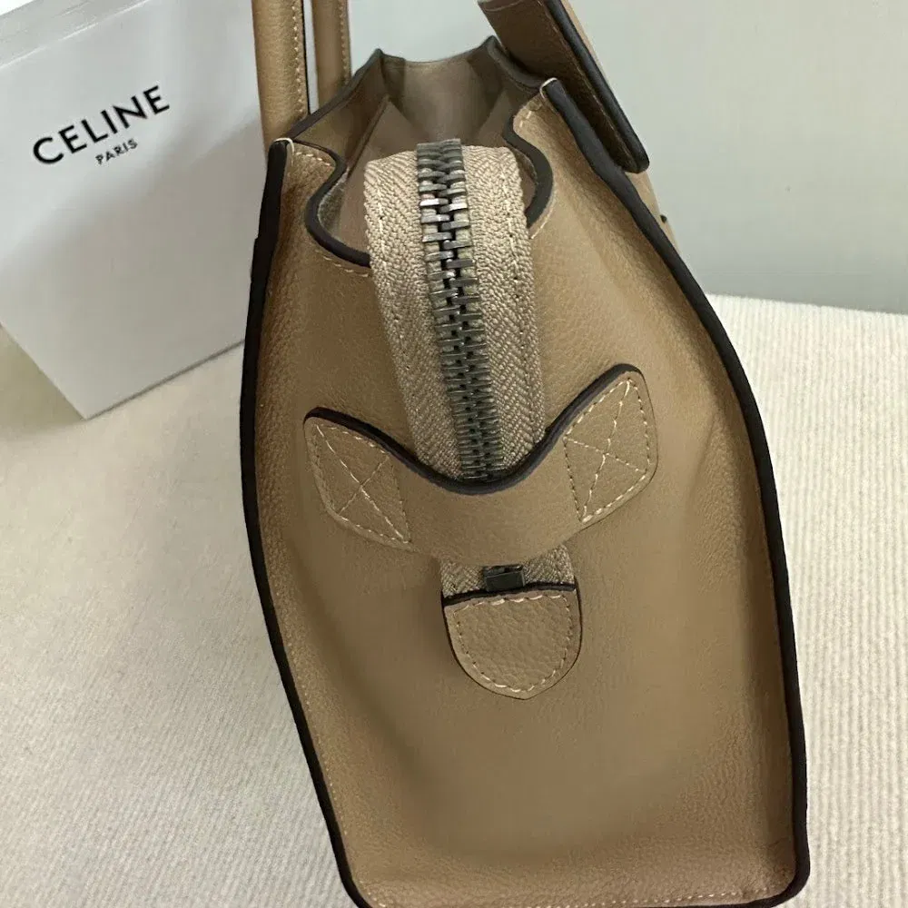 Luxury Bags Celine Luxury Bag --112019 — image 8