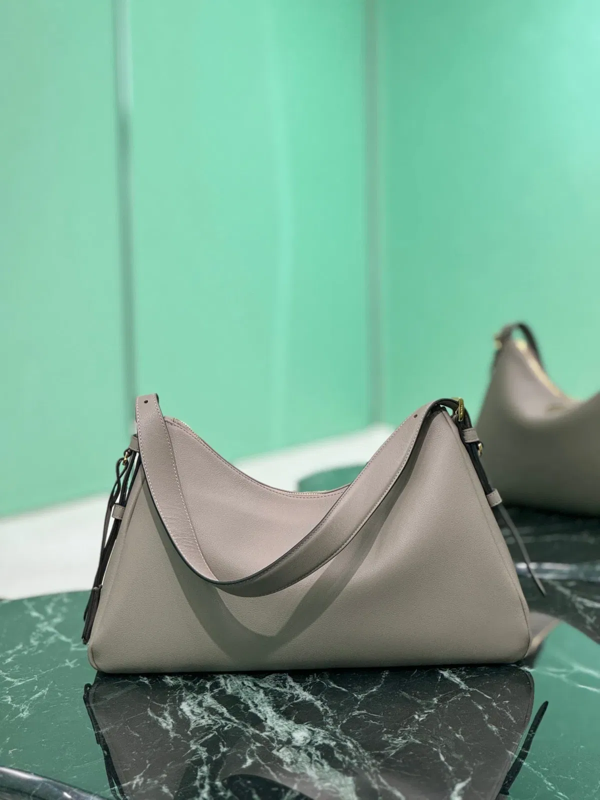 Luxury Bags - DESIGNER BAGS FOR WOMEN - AFFORDABLE LUXURY BAGS - 13911 — image 4
