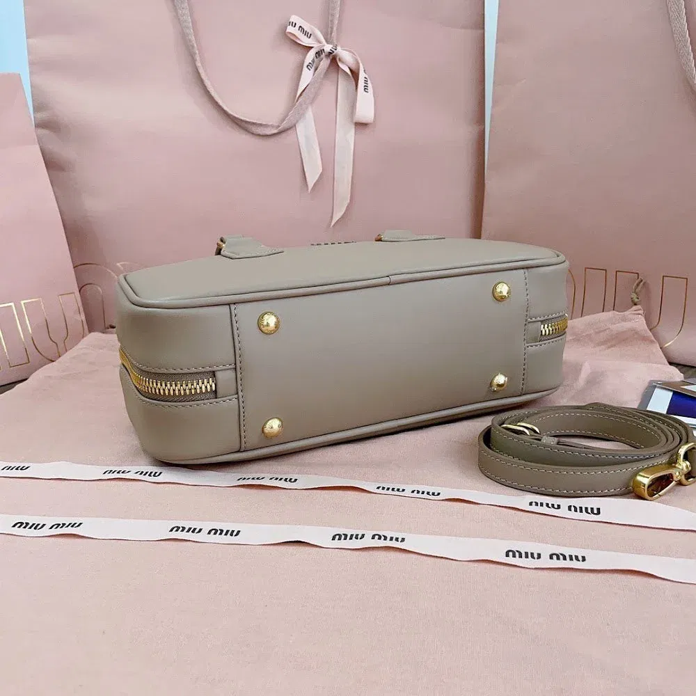 Luxury Bags Miun Miun Luxury Bag --122300 — image 4