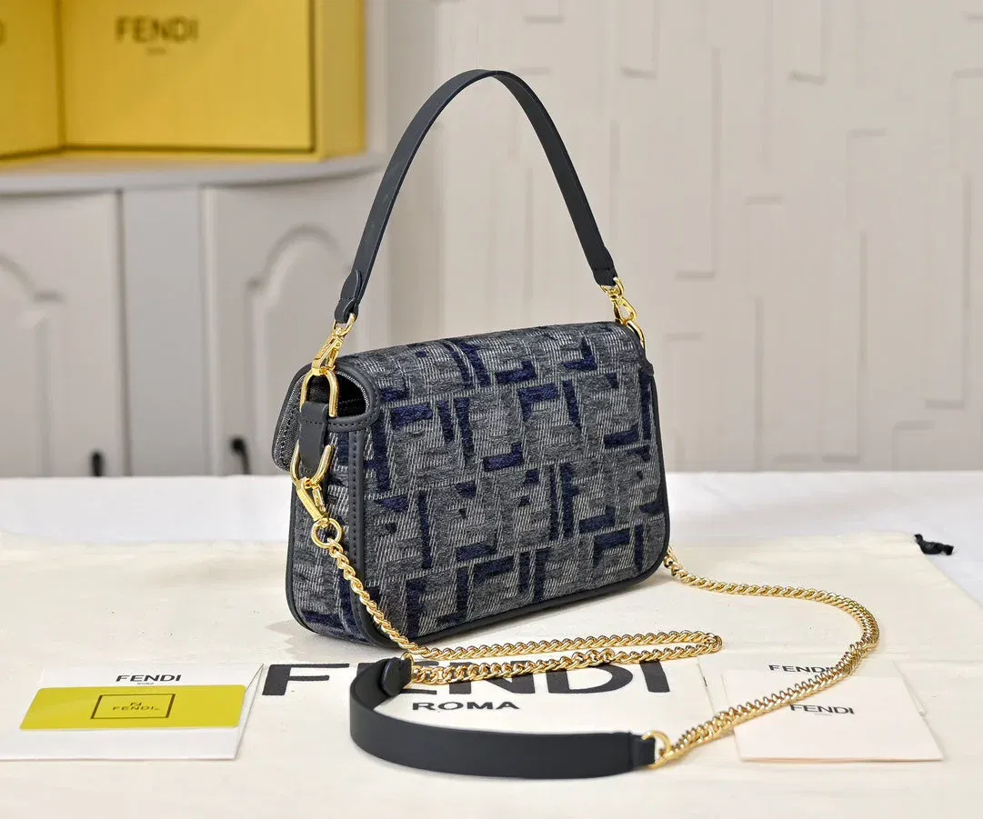Luxury Bags Elite Carryalls — image 3