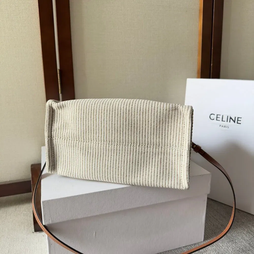 Luxury Bags Celine Luxury Bag --112228 — image 4