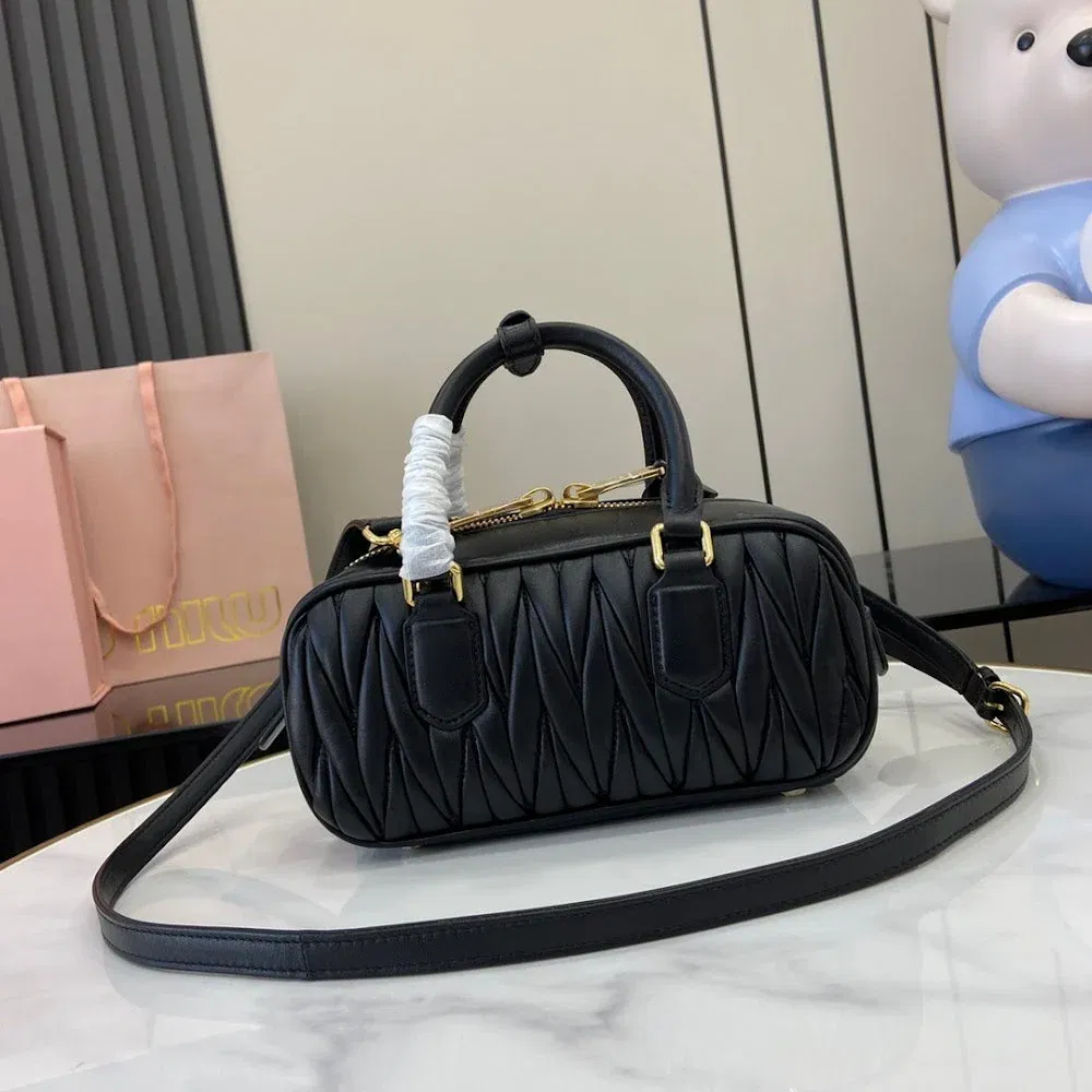 Luxury Bags Miun Miun Luxury Bag --122179 — image 3