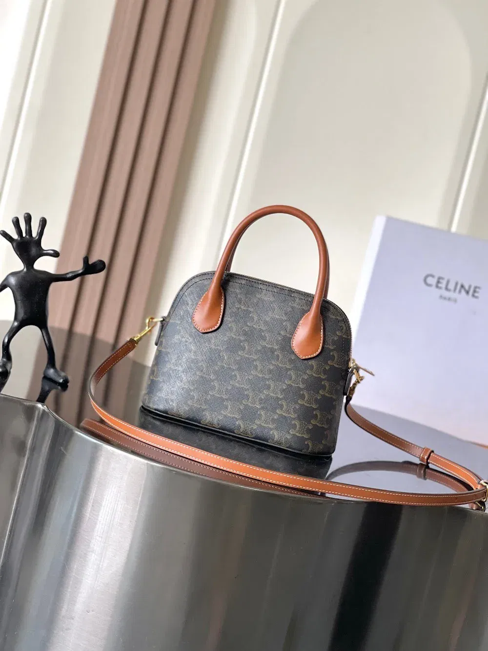 Luxury Bags Celine Luxury Bag --112367 — image 4