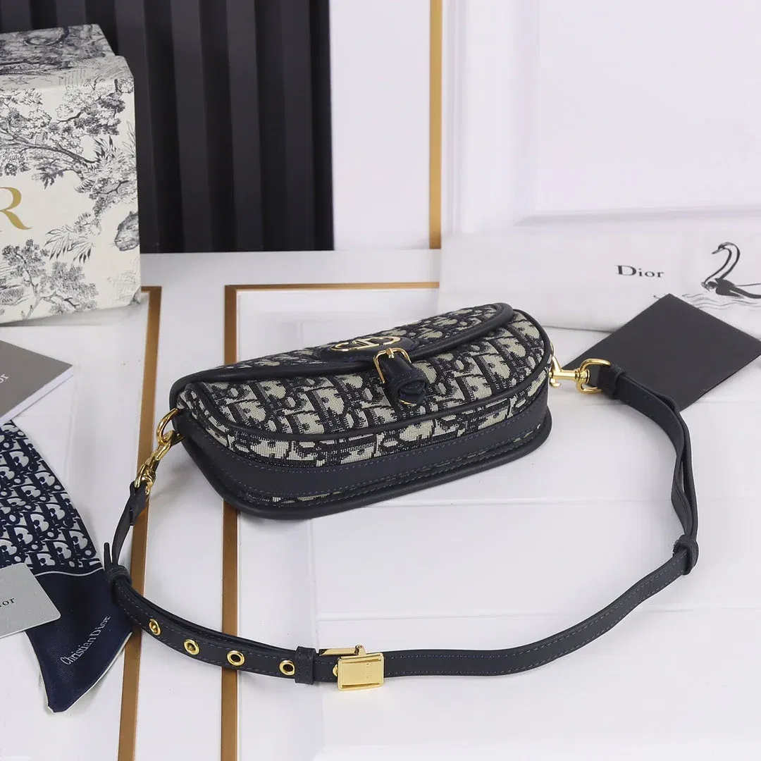 Luxury Bags Elite Carryalls — image 4