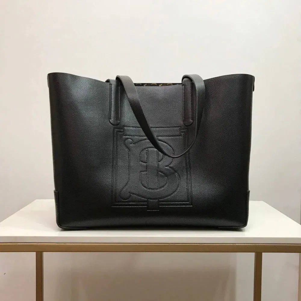 new-luxury-designer-bags-nm21037