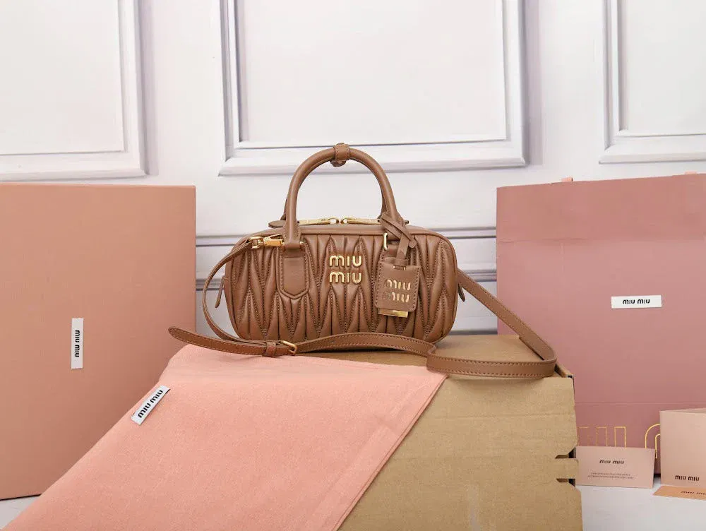 Luxury Bags Miun Miun Luxury Bag --122502