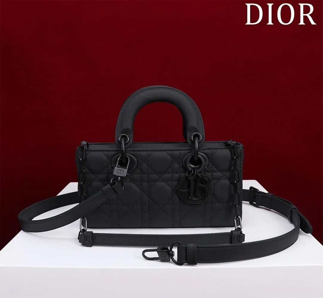 Luxury Bags - DESIGNER BAGS FOR WOMEN - AFFORDABLE LUXURY BAGS - 18987