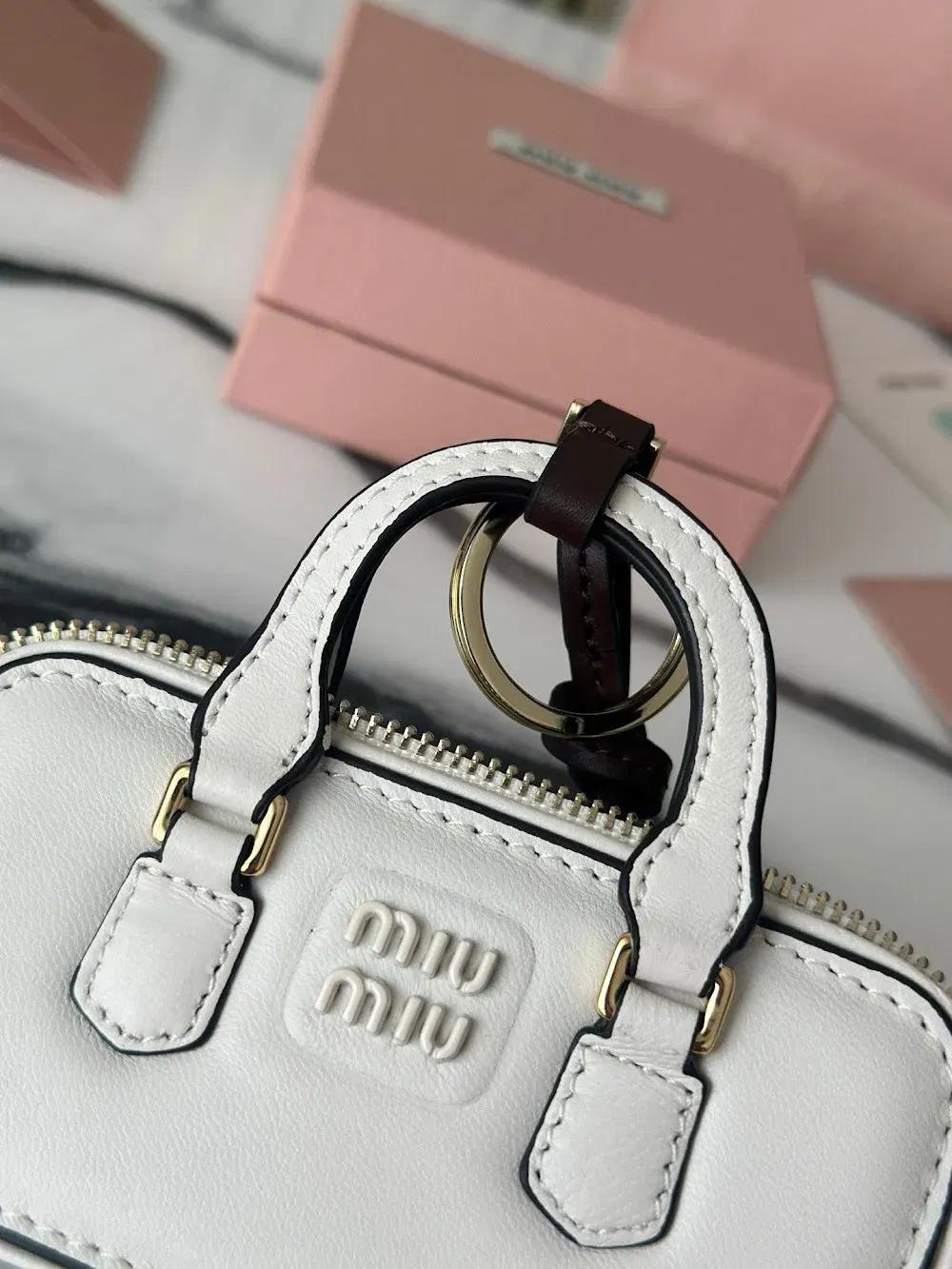 Luxury Bags Miun Miun Luxury Bag --122143 — image 4