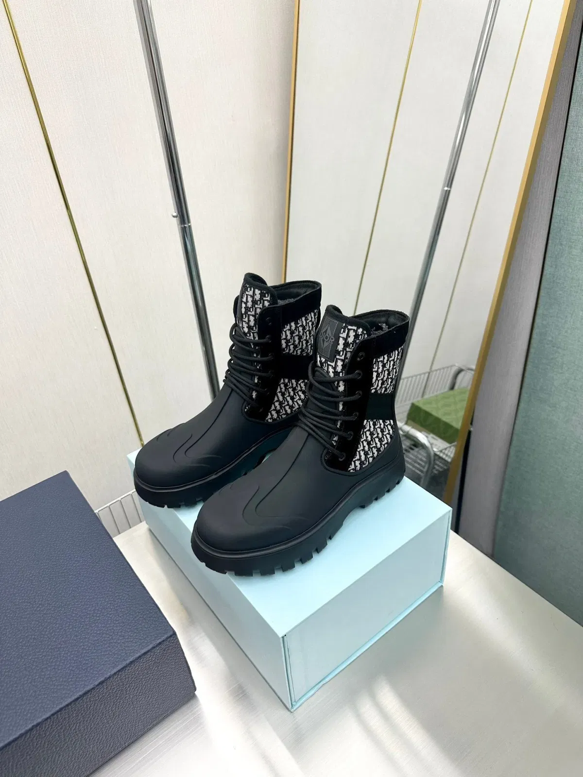 Luxury Bags DD GARDEN LACE UP BOOT BLACK 3BO315ZYH H961 — image 8