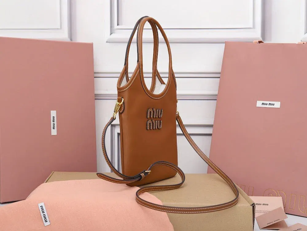 Luxury Bags Miun Miun Luxury Bag --122274 — image 2