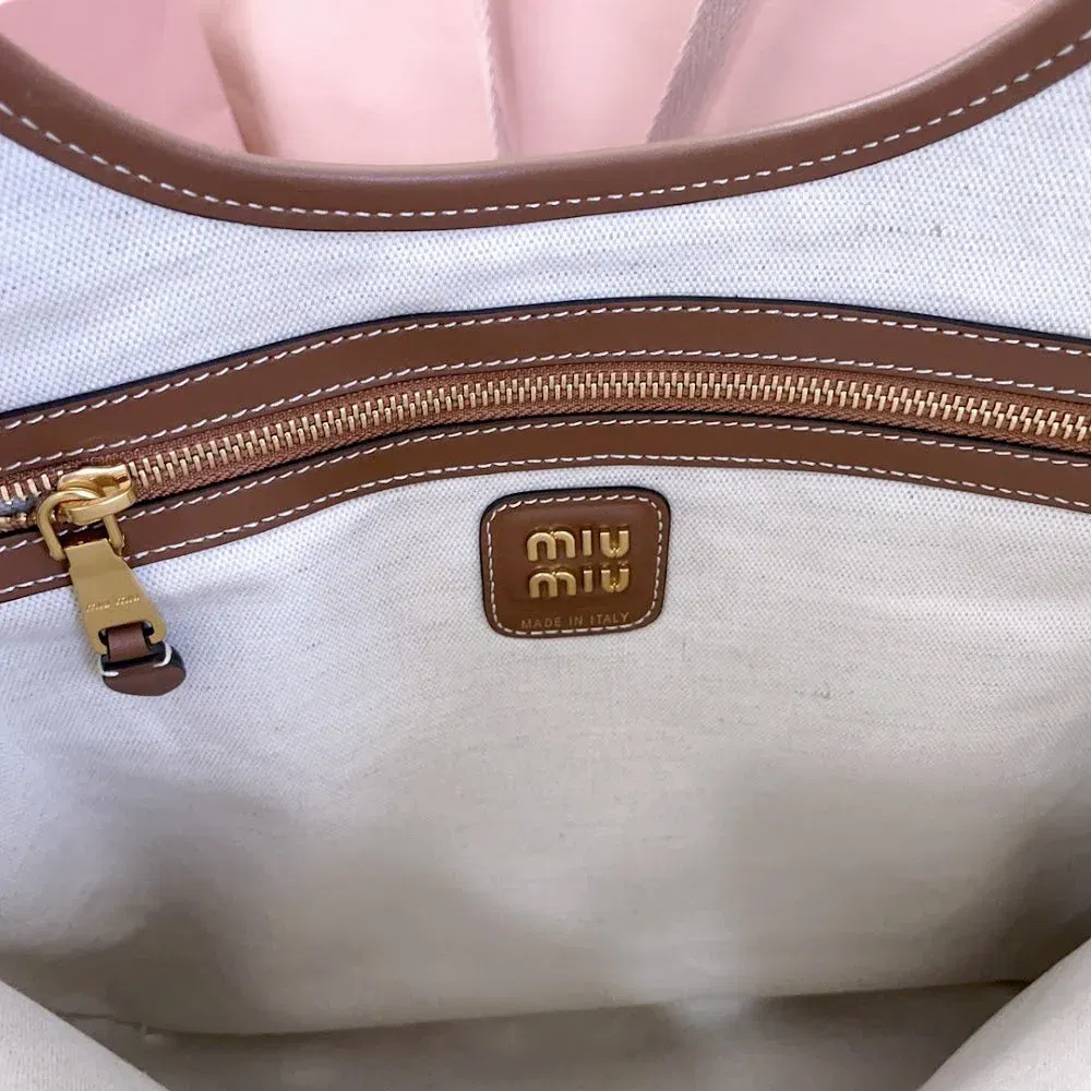 Luxury Bags Miun Miun Luxury Bag --122460 — image 9