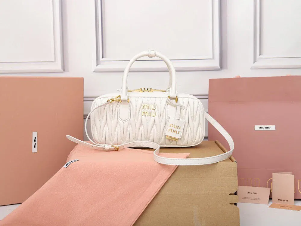 Luxury Bags Miun Miun Luxury Bag --122497