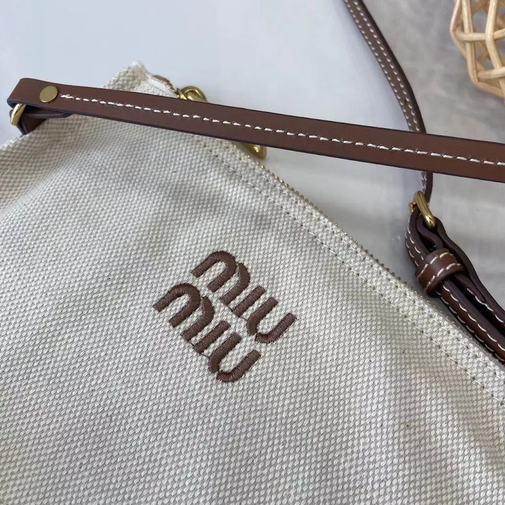 Luxury Bags Miun Miun Luxury Bag --122253 — image 4