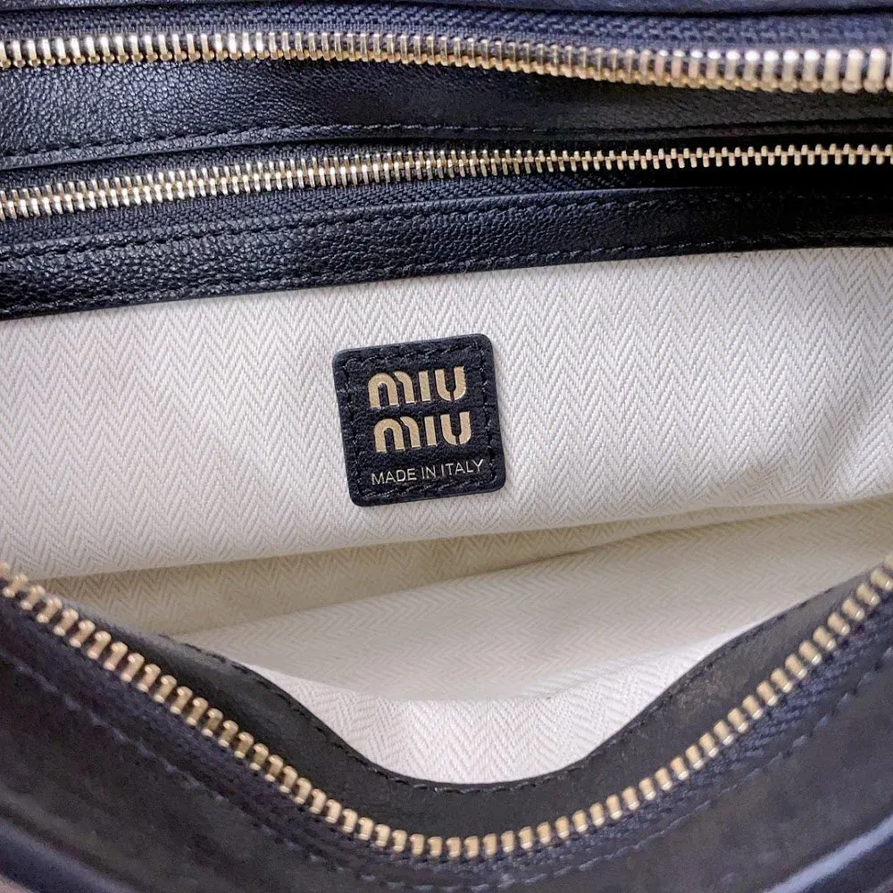 Luxury Bags Miun Miun Luxury Bag --122400 — image 9