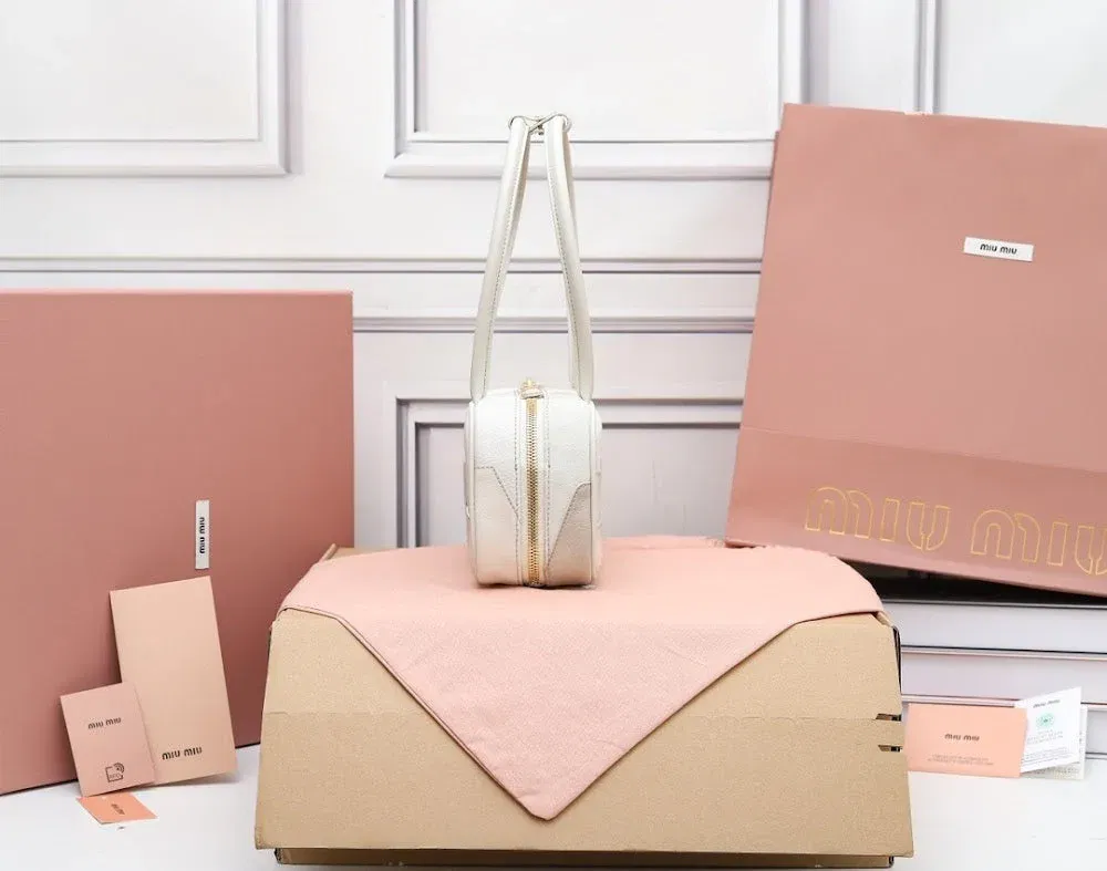 Luxury Bags Miun Miun Luxury Bag --122522 — image 3