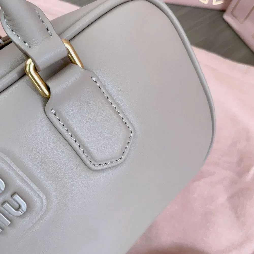 Luxury Bags Miun Miun Luxury Bag --122300 — image 6