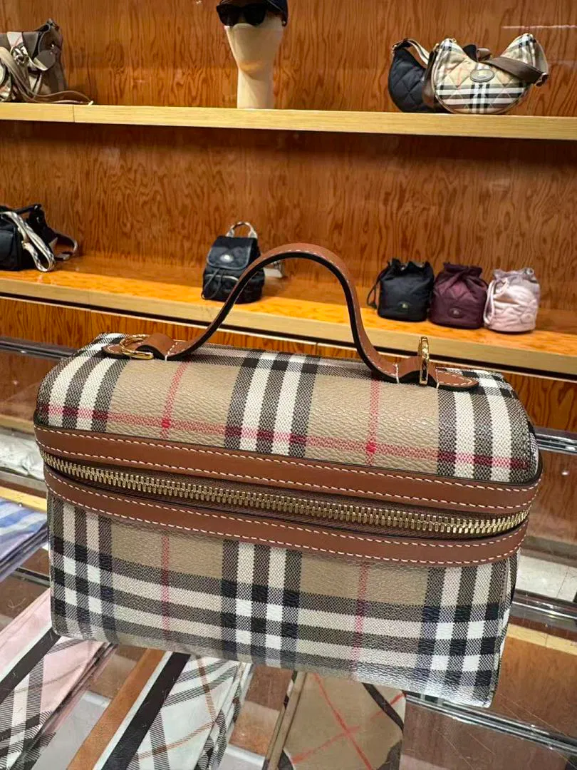 Luxury Bags - DESIGNER BAGS FOR WOMEN - AFFORDABLE LUXURY BAGS - 17527 — image 9