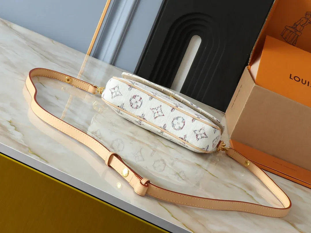 Luxury Bags Elite Carryalls — image 4