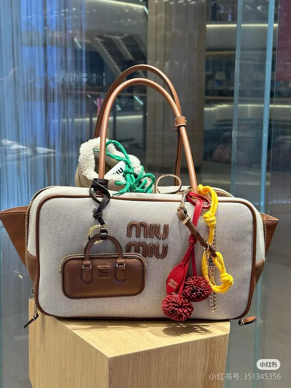 Luxury Bags Miun Miun Luxury Bag --122144 — image 4