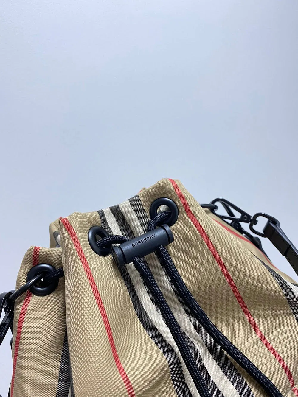 new-designer-premium-bags-nm21054 — image 5