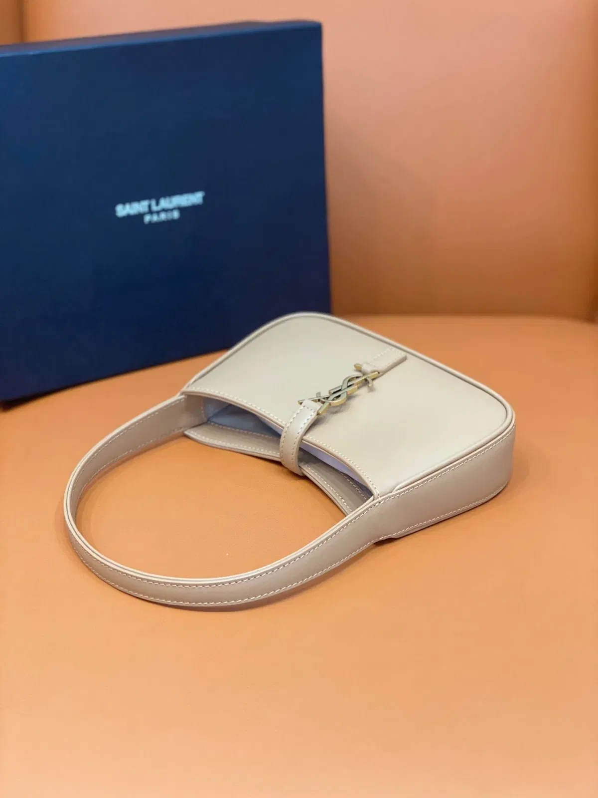Luxury Bags - Premium Luxury Goods and Accessories - AFFORDABLE LUXURY BAGS - 15105 — image 8