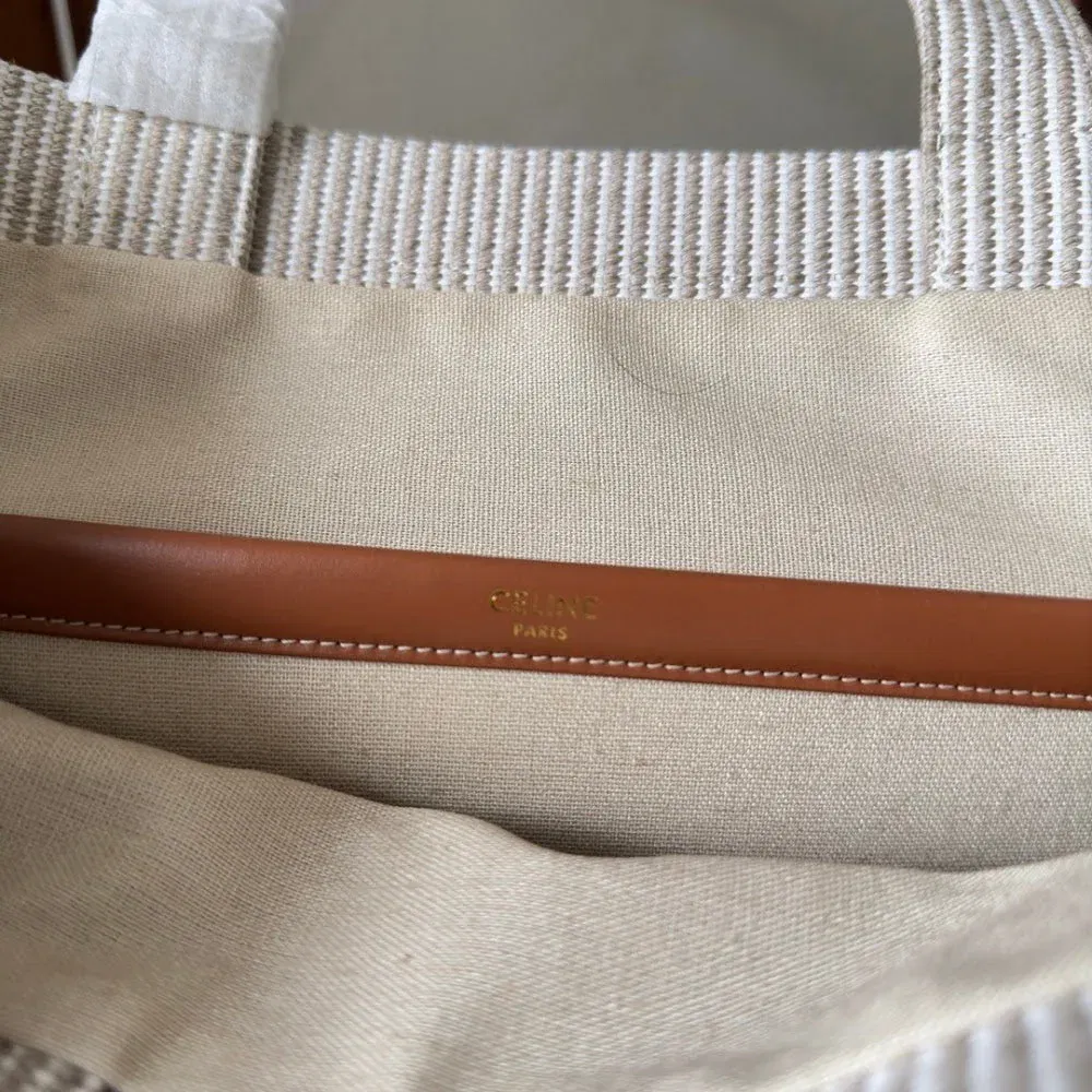 Luxury Bags Celine Luxury Bag --112221 — image 8