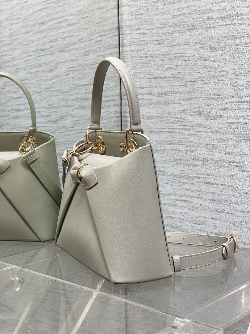 Luxury Bags - Premium Luxury Goods and Accessories - AFFORDABLE LUXURY BAGS - 18941 — image 4