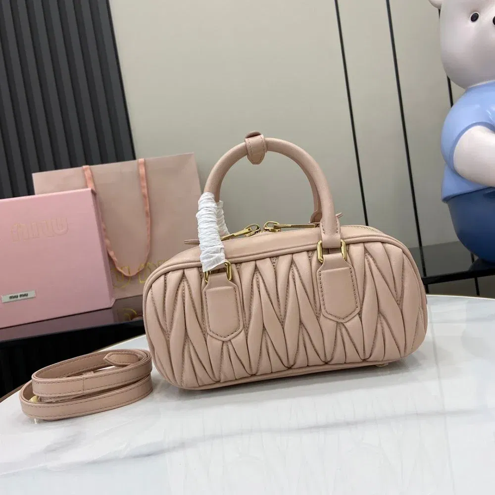 Luxury Bags Miun Miun Luxury Bag --122181 — image 3