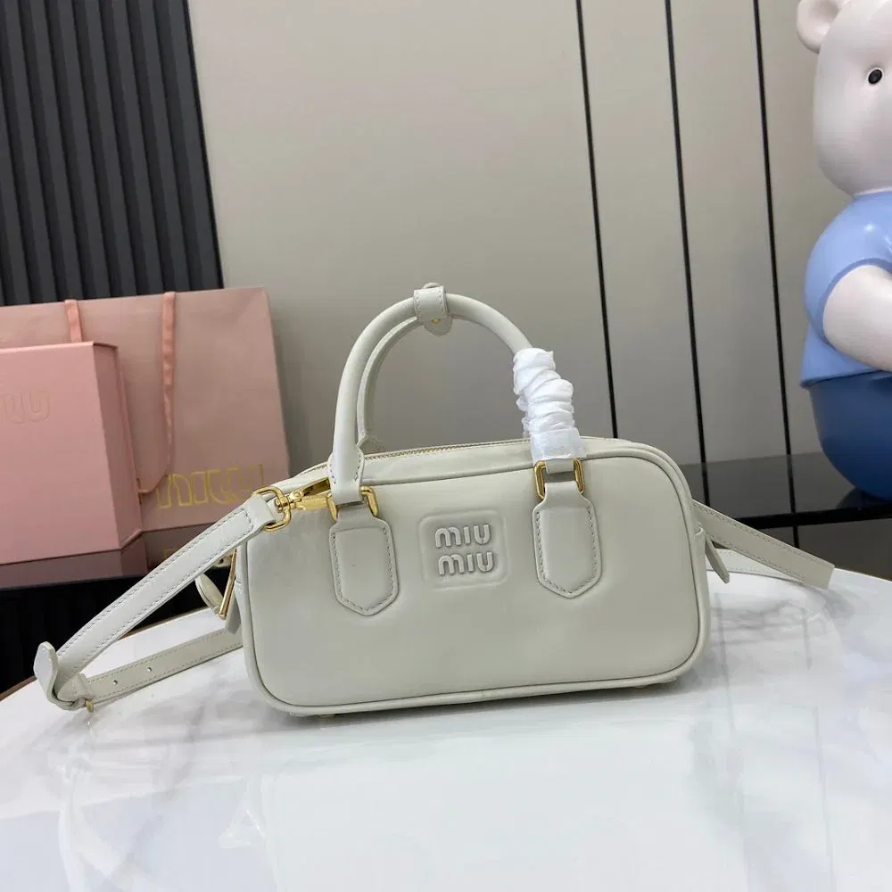 Luxury Bags Miun Miun Luxury Bag --122189